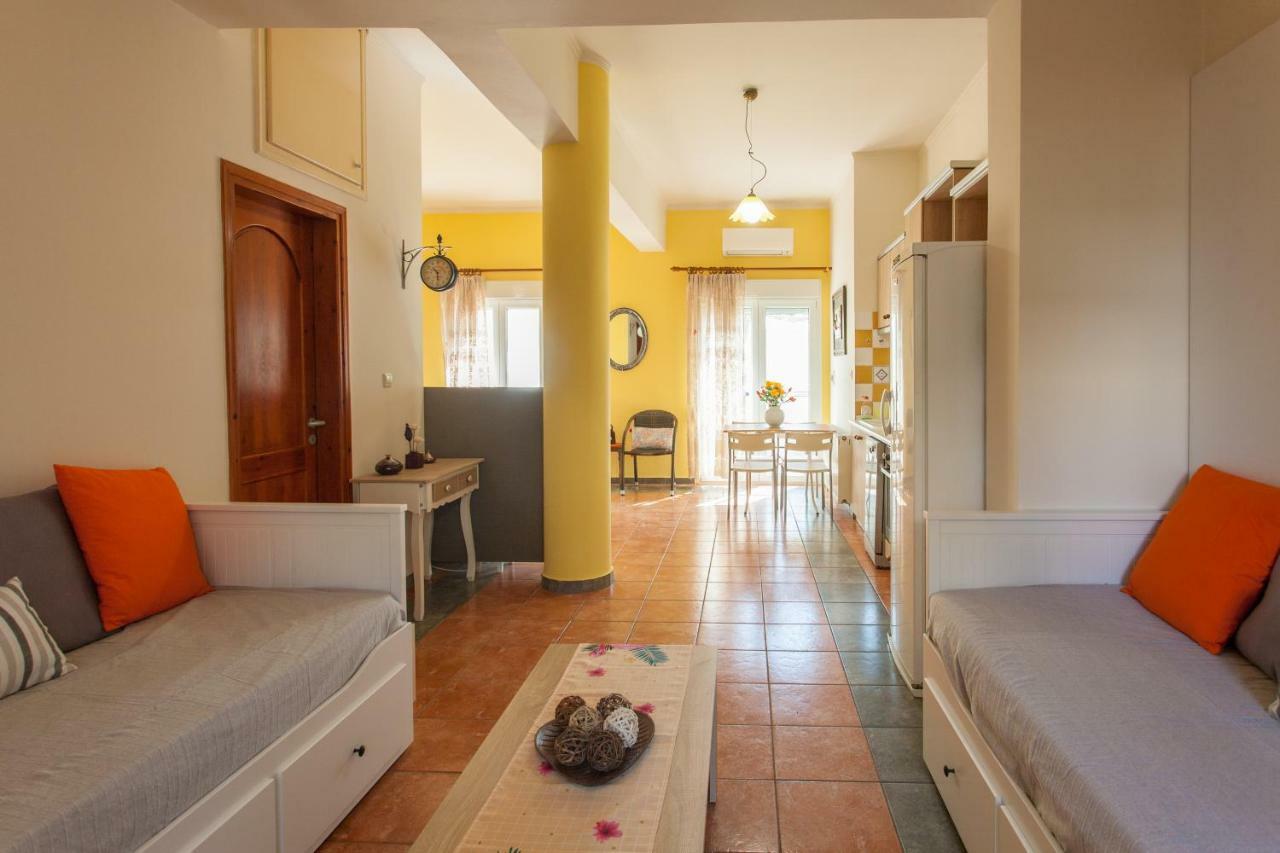 Evelia Apartment Galatás 외부 사진